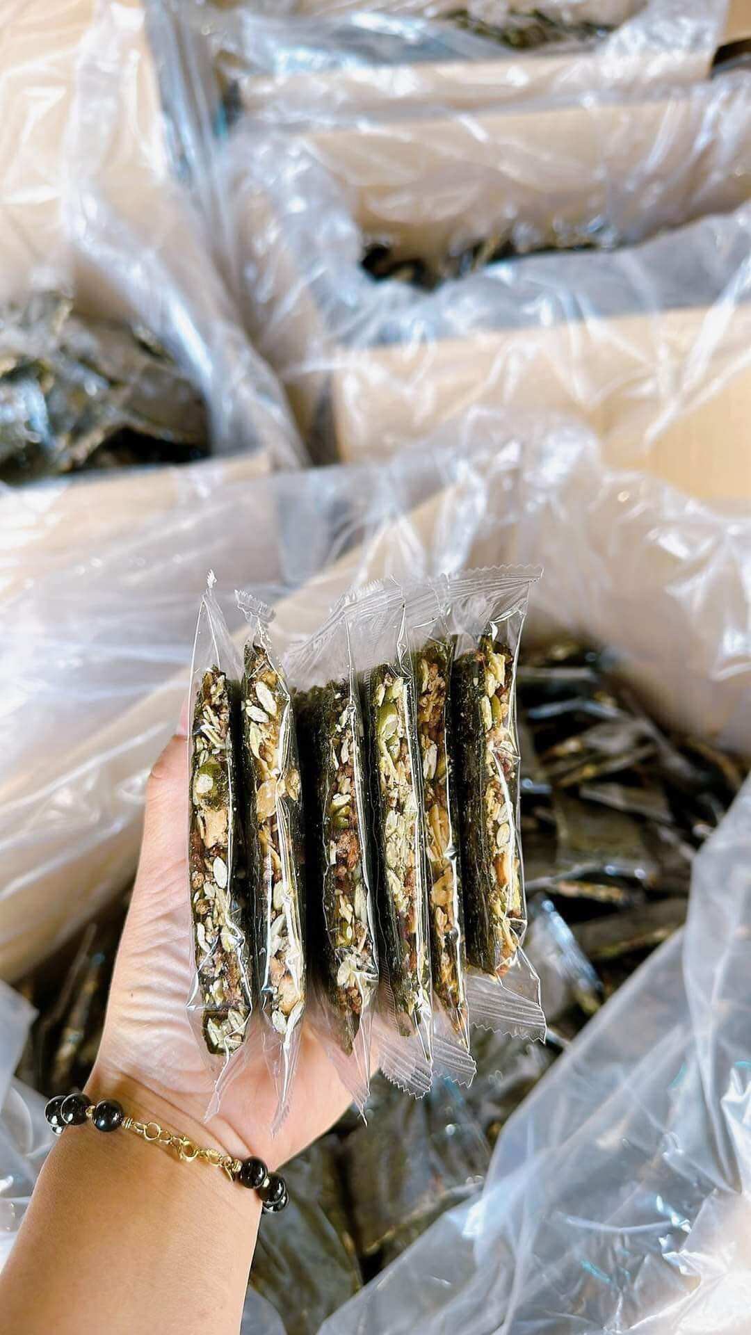 RONG BIỂN KẸP HẠT MIX GẠO LỨT (TÚI 500G)