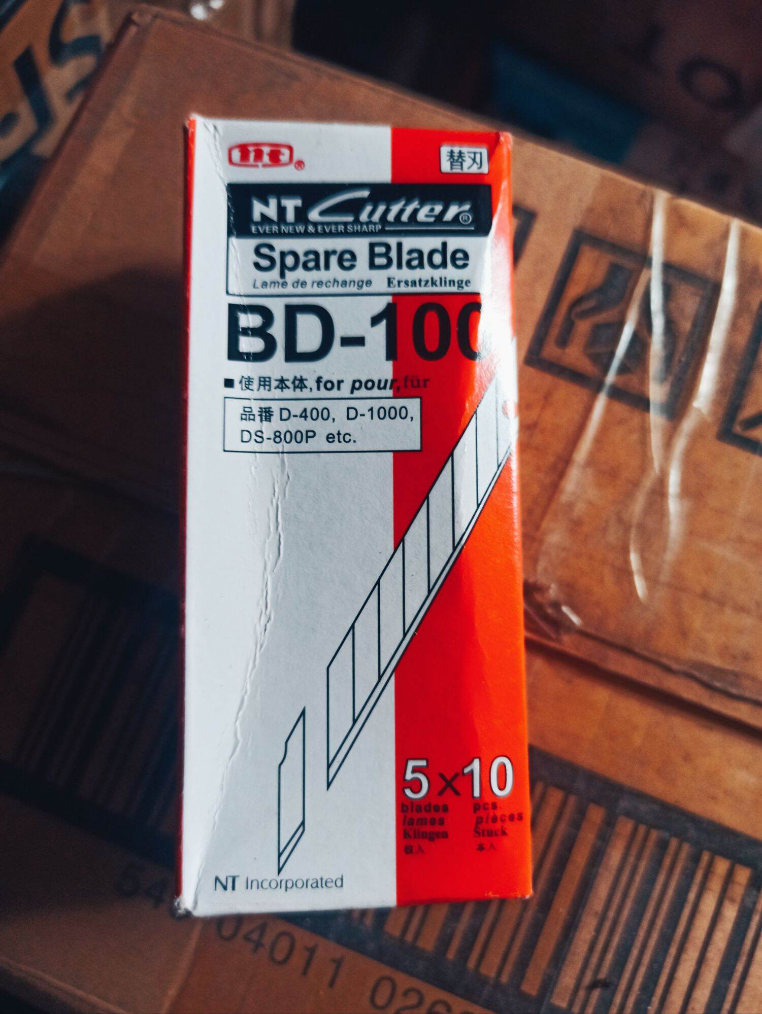 Hộp 50 cái lưỡi dao rọc giấy bd-100