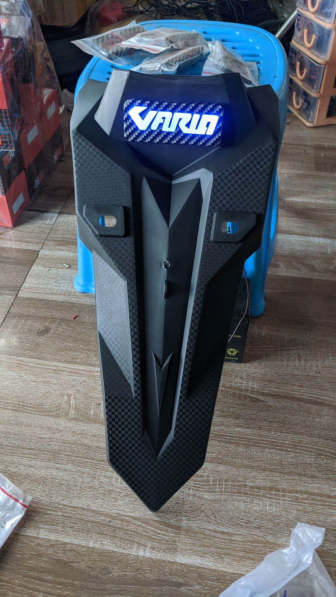 Dè chắn bùn vario có led