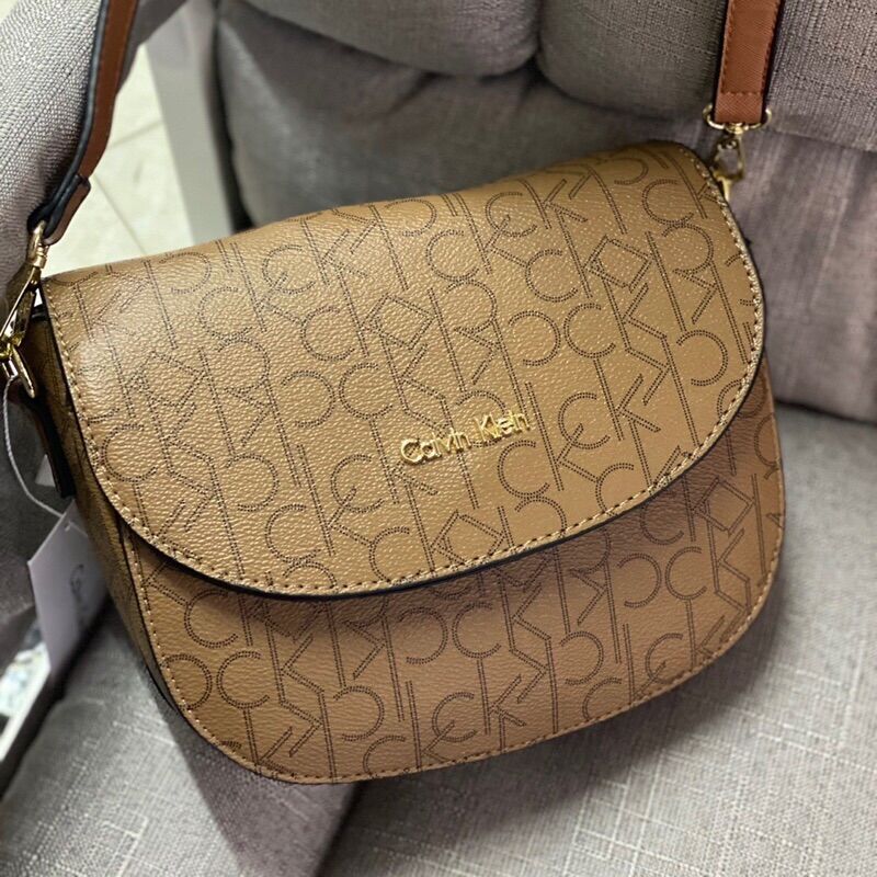 (SALE) Túi Xách nữ dáng bầu đeo chéo Size 20 hàng đẹp