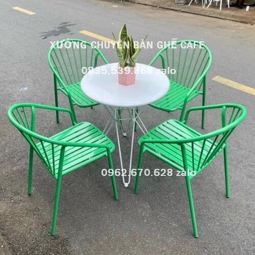 Ghế gỗ cao cấp nhà hàng quán ăn.