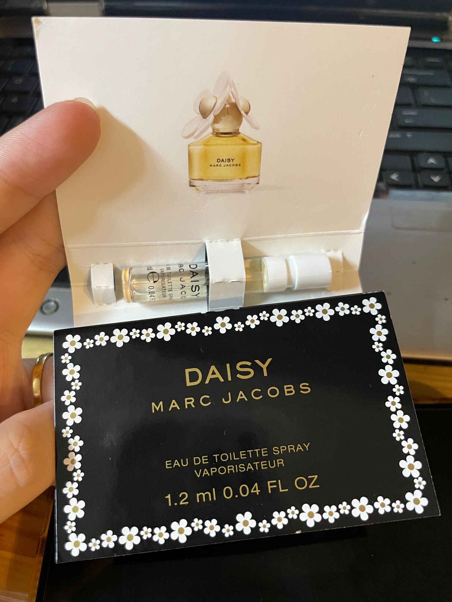 SET 5 VIAL NƯỚC HOA  (giao mùi ngẫu nhiên)