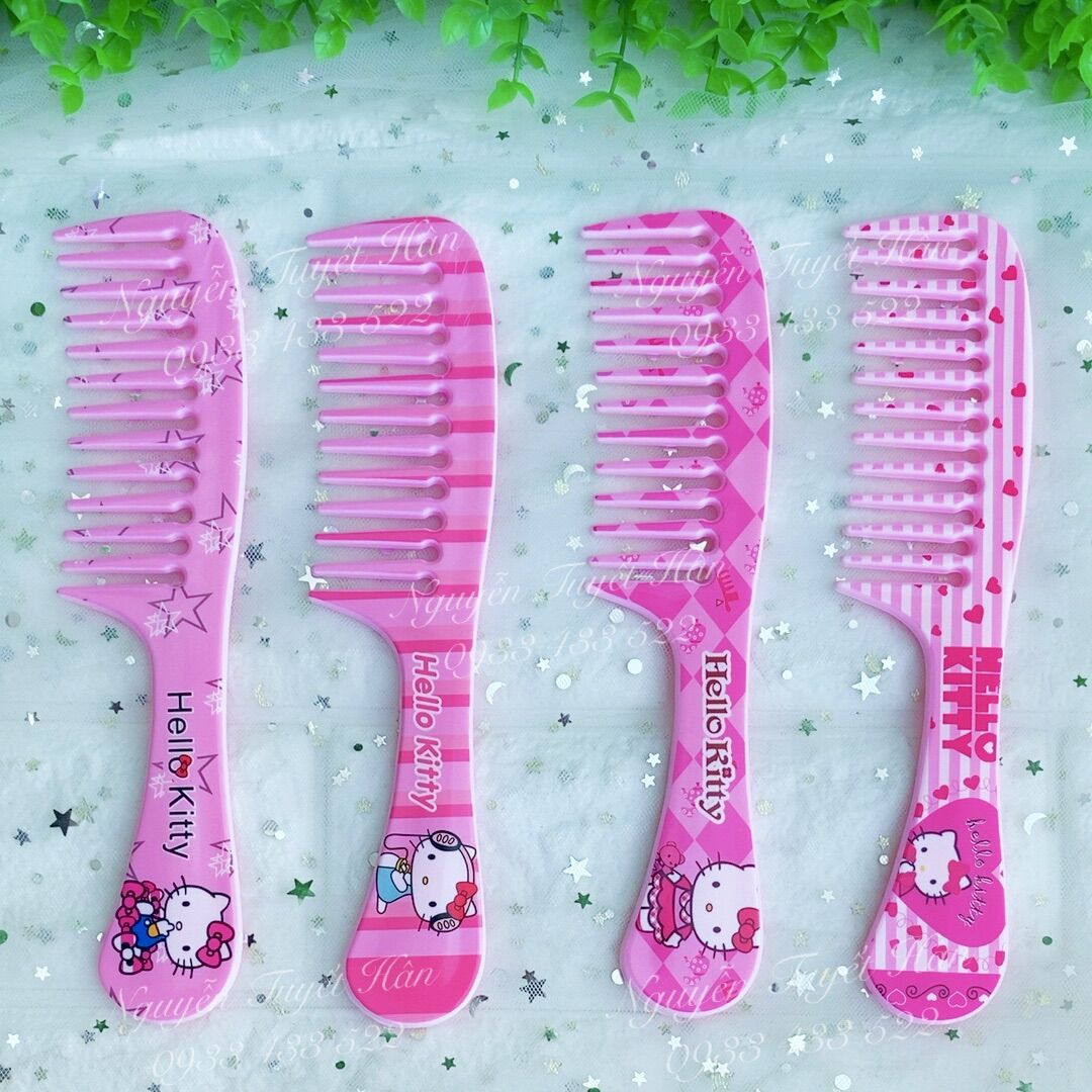 Lược nhựa dày Hello Kitty