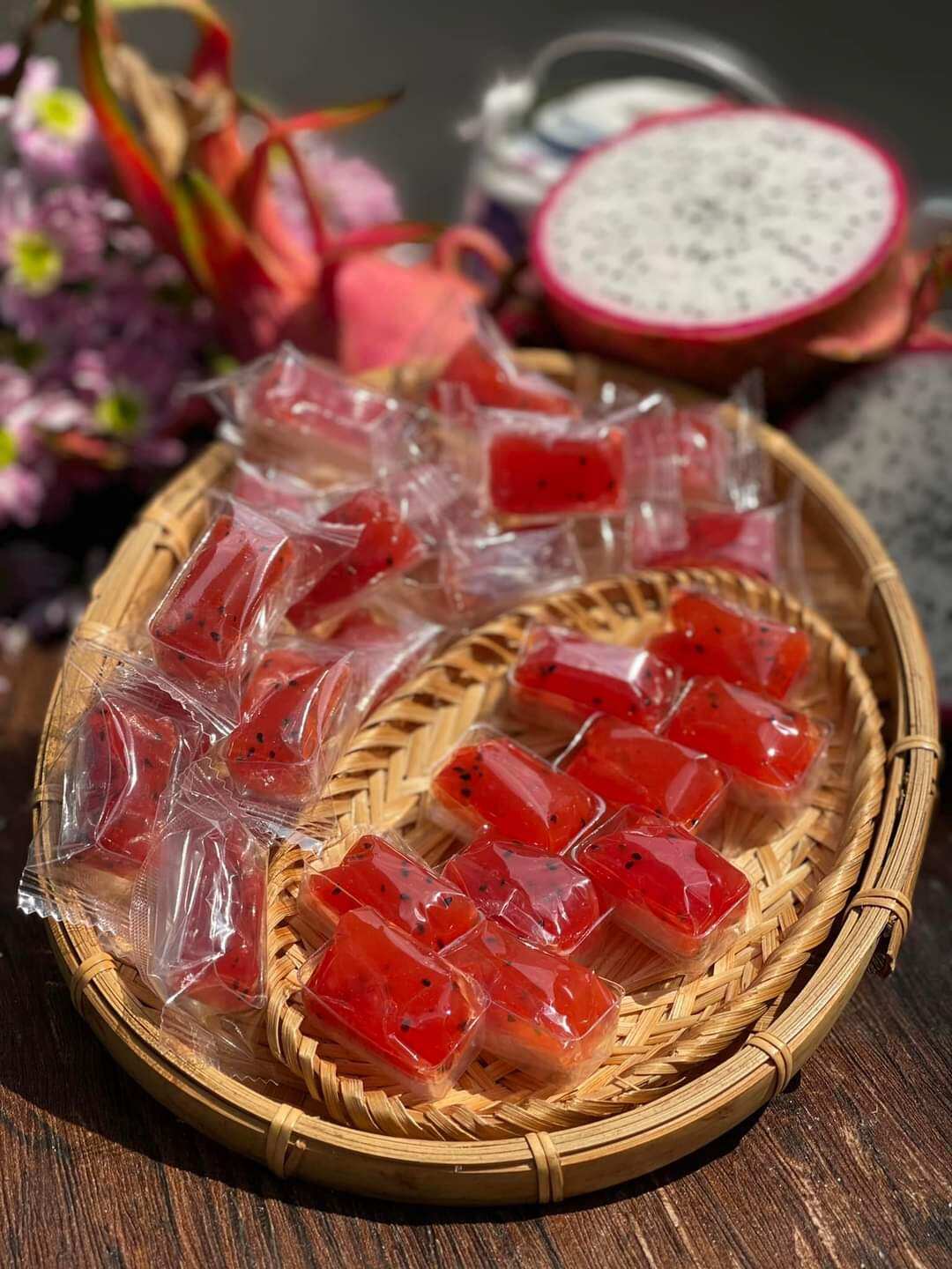 Mứt thanh long ép 1kg