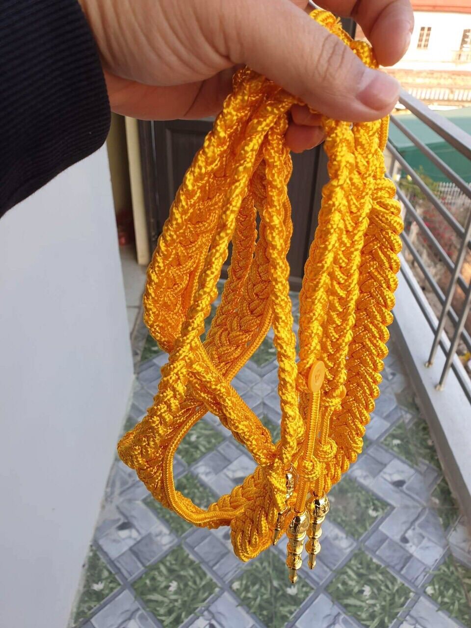Dây nghi lễ biểu diễn, dây chiến thắng
