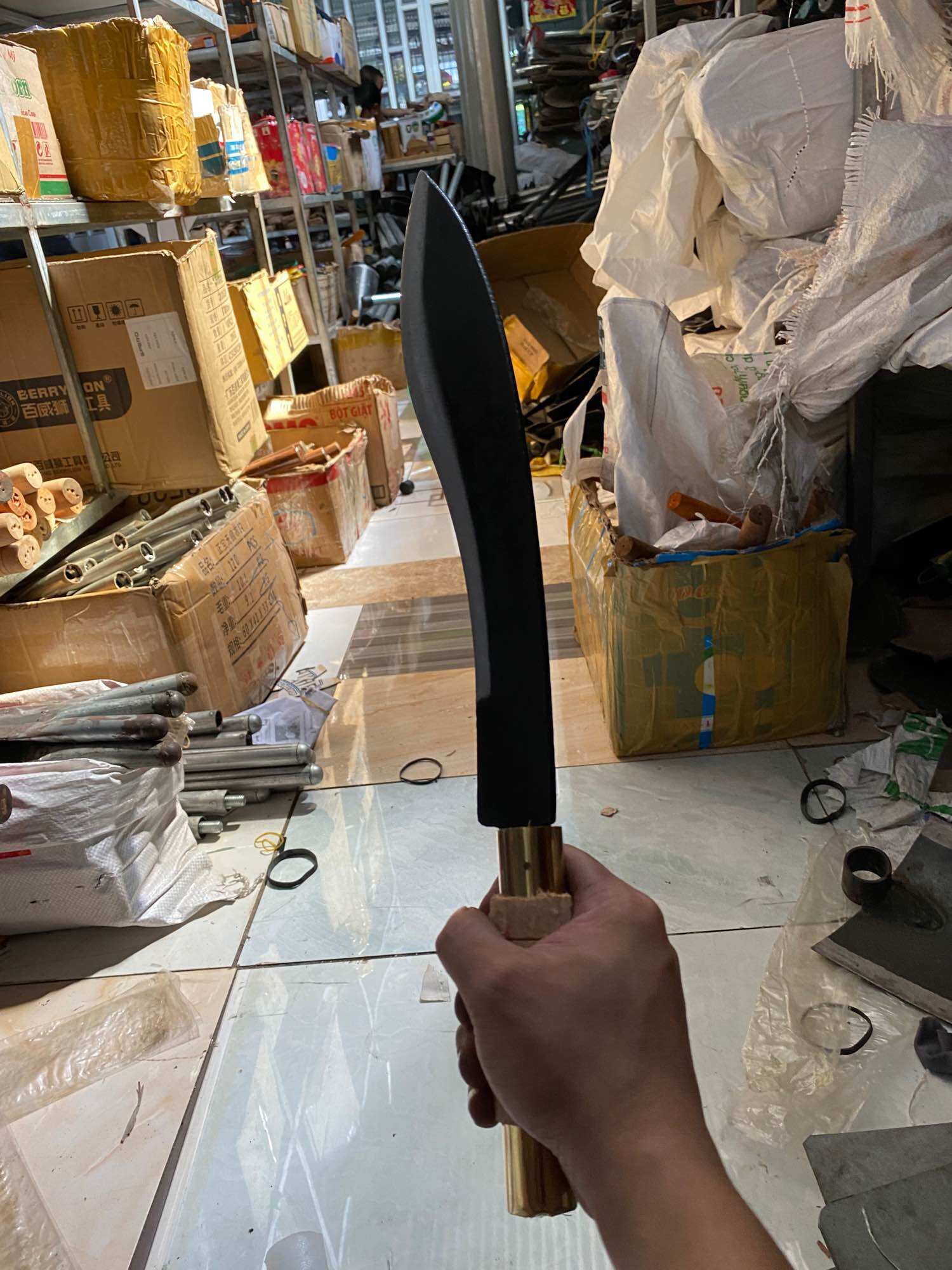 Dụng cụ chặt củi đài 47cm