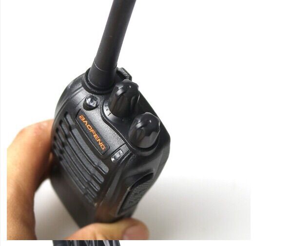Máy Bộ Đàm Baofeng Chính Hãng BF-888H (16 Kênh, Nhỏ Gọn, Đàm Thoại 3km, Sạc Pin Cổng Micro USB, Bảo Hành 12 Tháng)