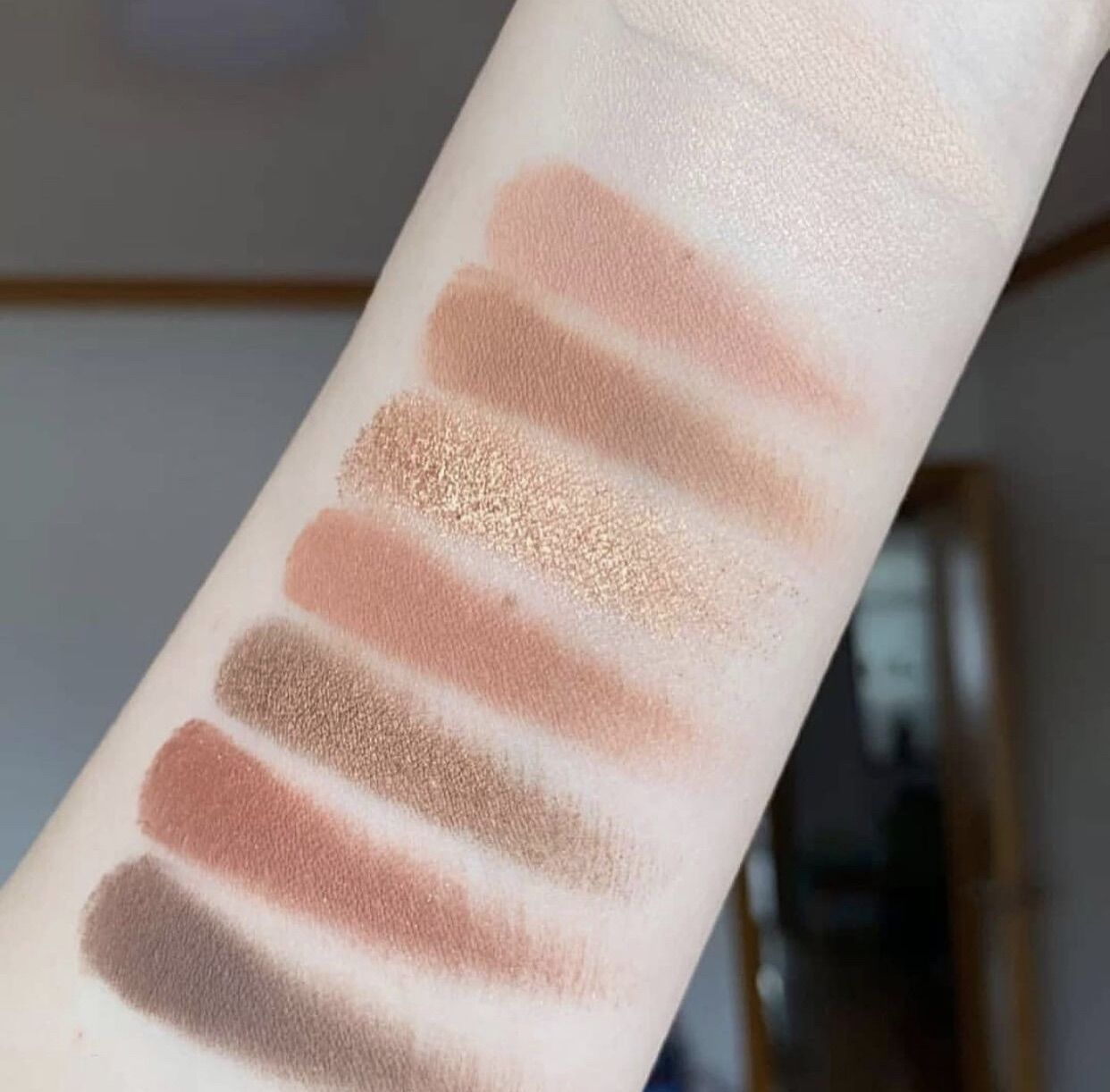 [HCM]Bảng Phấn Mắt 9 ô Colourpop Nude Mood