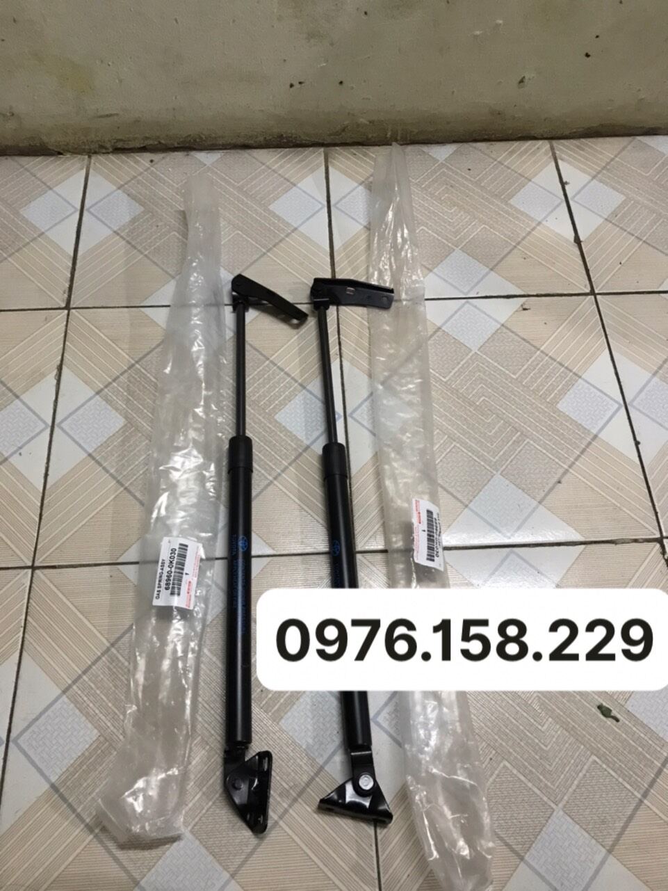 TY CHỐNG CỐP TOYOTA INNOVA