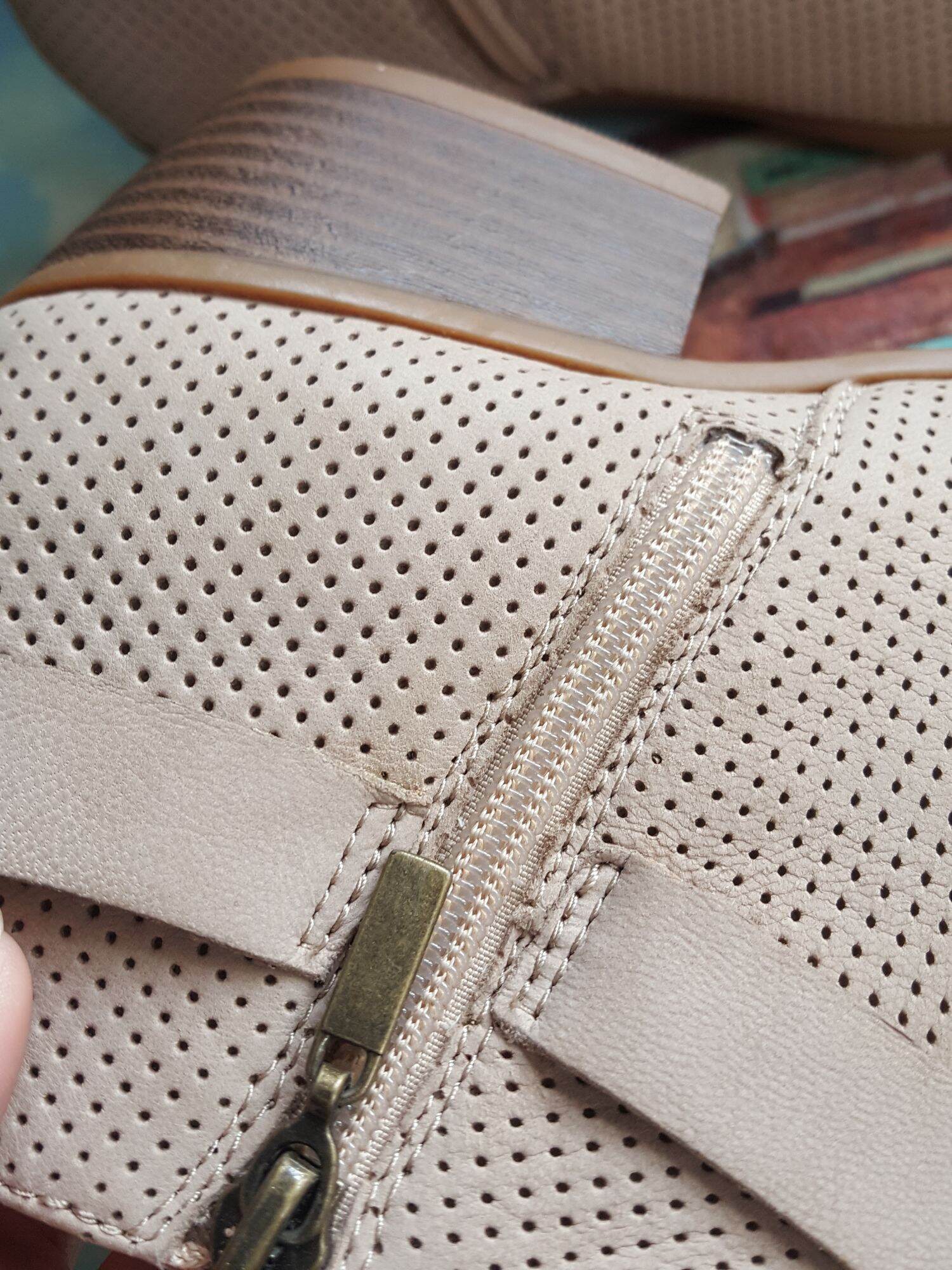 Boot hiệu  Clarks size 37