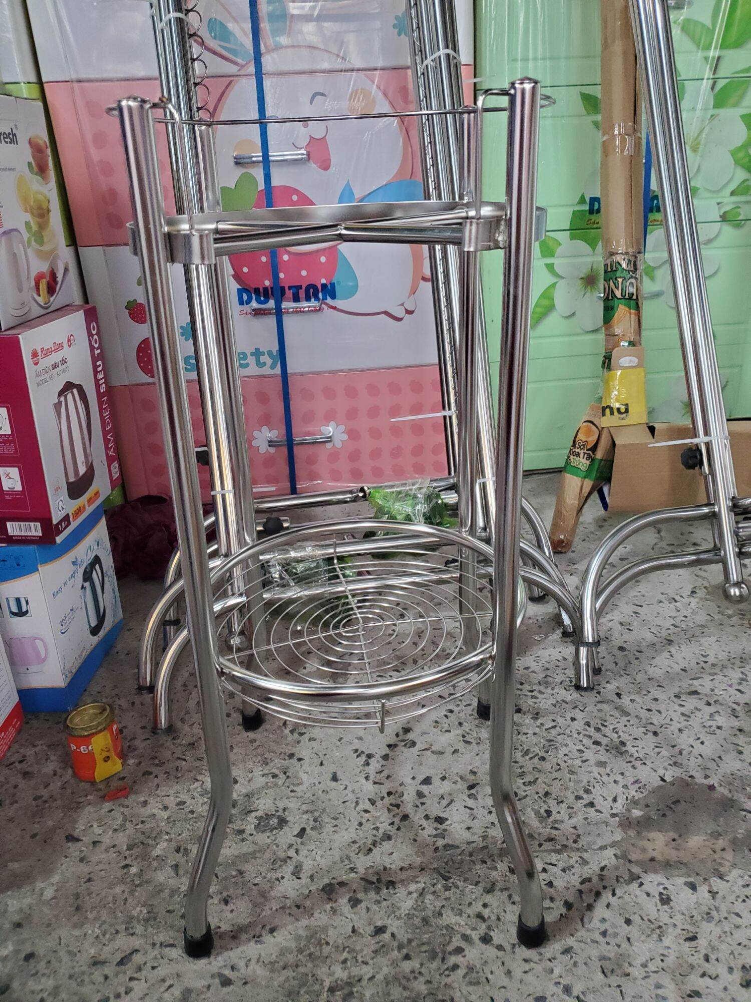 Chân bình nước suối 20 lít