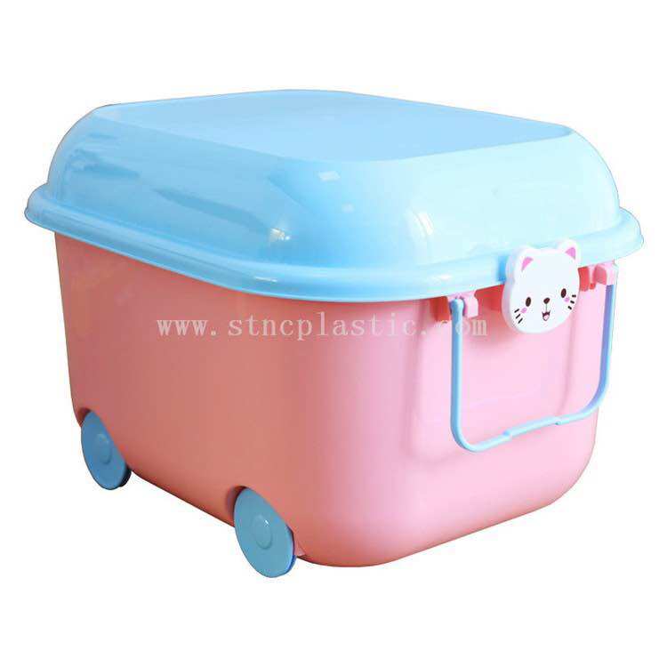 Mua thùng xe tặng 10 bịch khăn giấy ướt