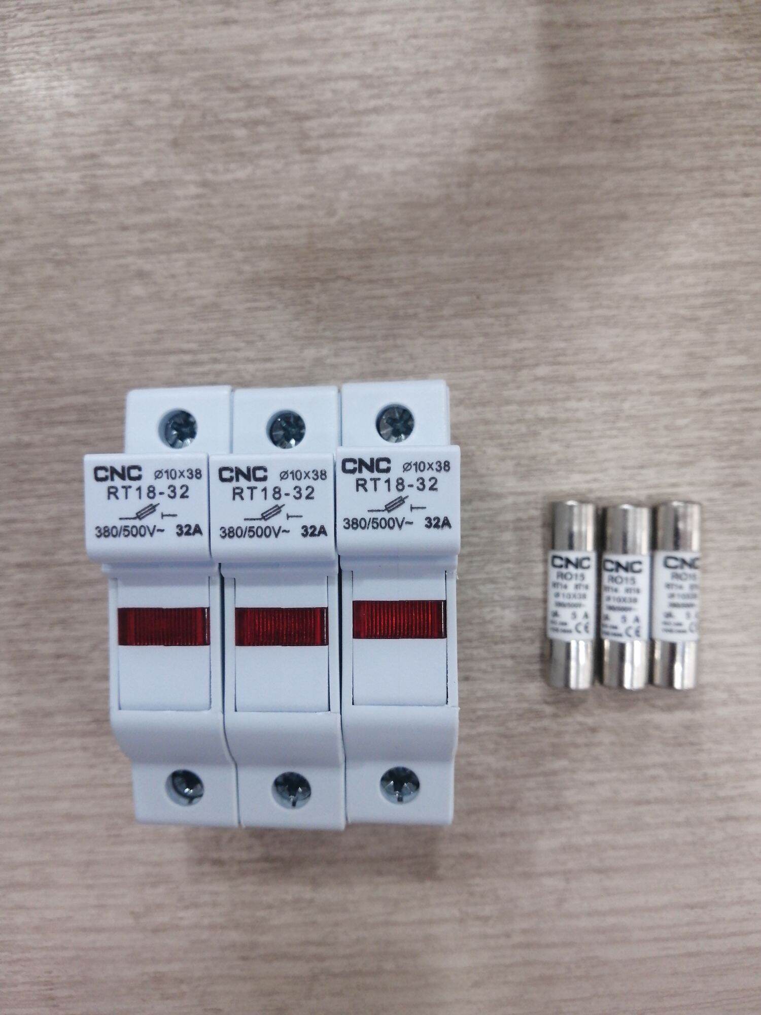 Compo 03 bộ: vỏ chì có đèn báo + ruột chì sứ 5a