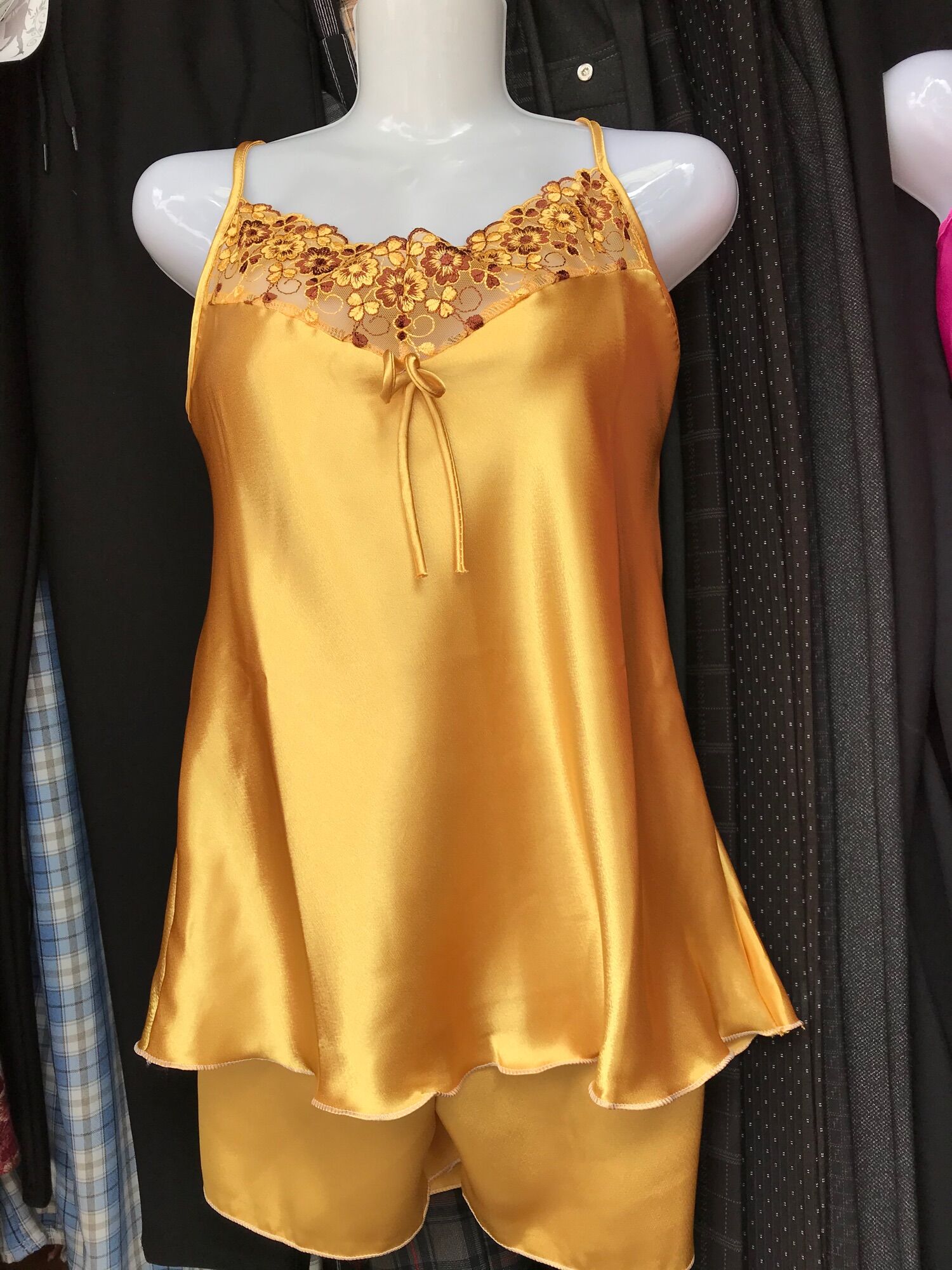 Bộ phi bóng đùi size xl 50-58kg