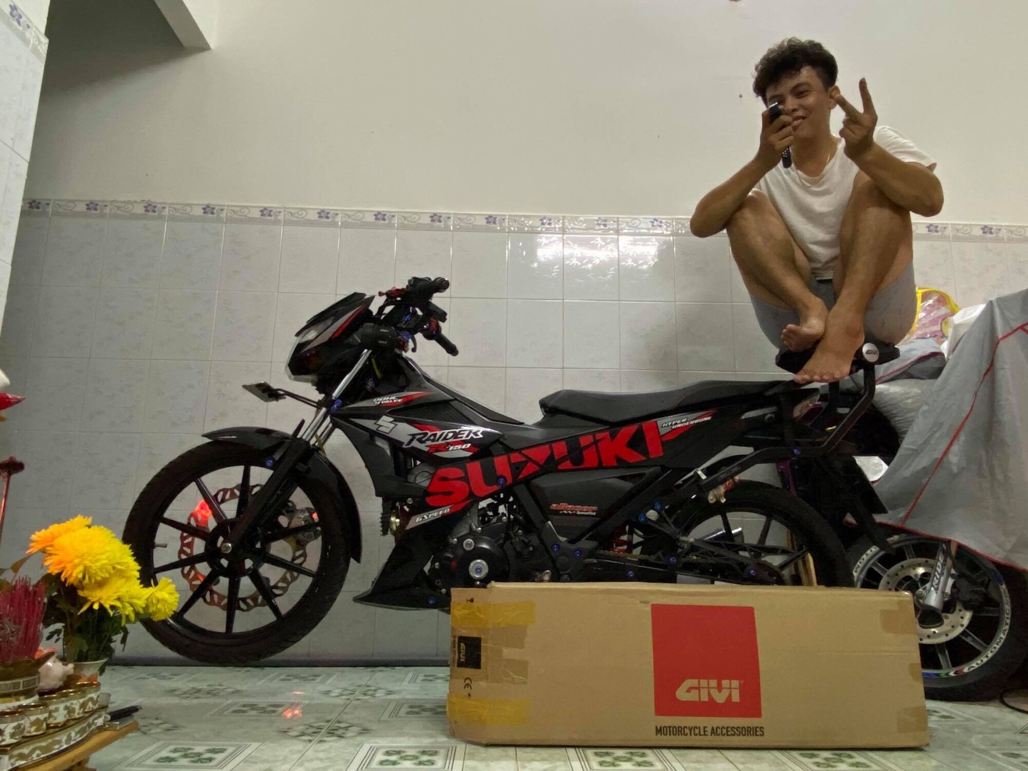 Baga Givi HRV cho Raider Fi, Satria