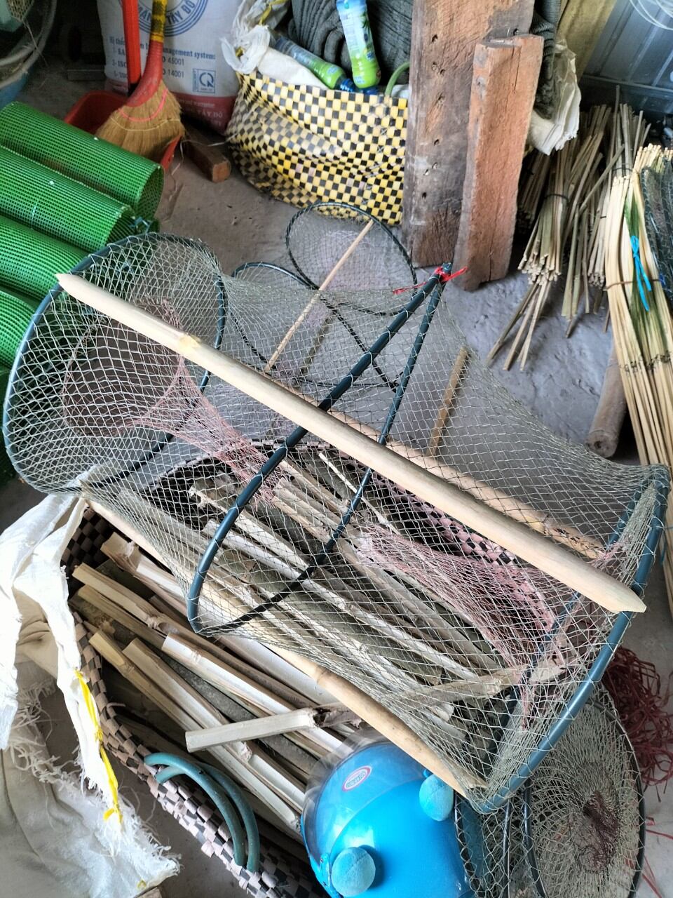 Lờ cá cải tiến vành nhựa 30*52 đa năng