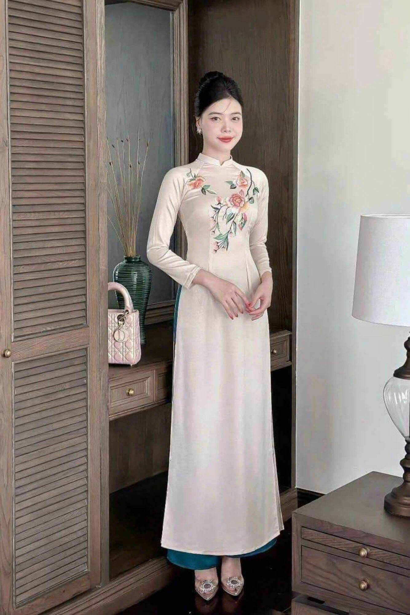 Bộ áo dài lụa tây thi truyền thống cao cấp (kèm quần)