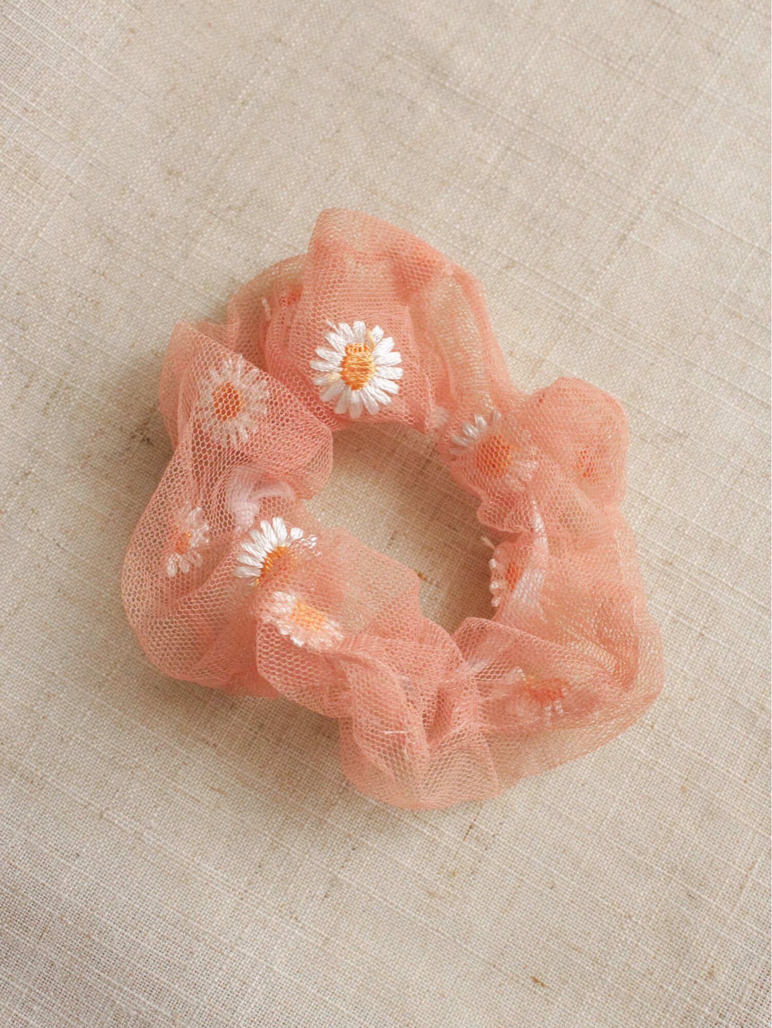Daisy Scrunchy - Thun Cột Tóc Scrunchy Daisy Storyofadreamer