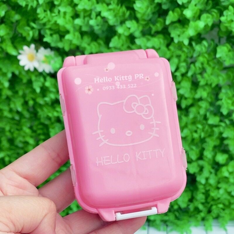Hộp đựng thuốc nhiều ngăn Hello Kitty