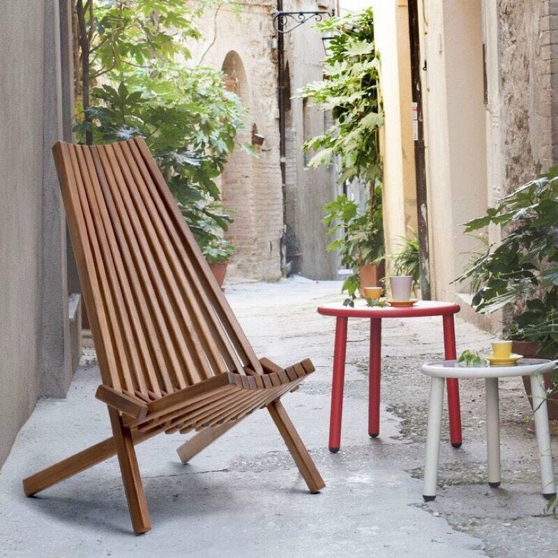 Ghế gỗ câu cá, cà phê