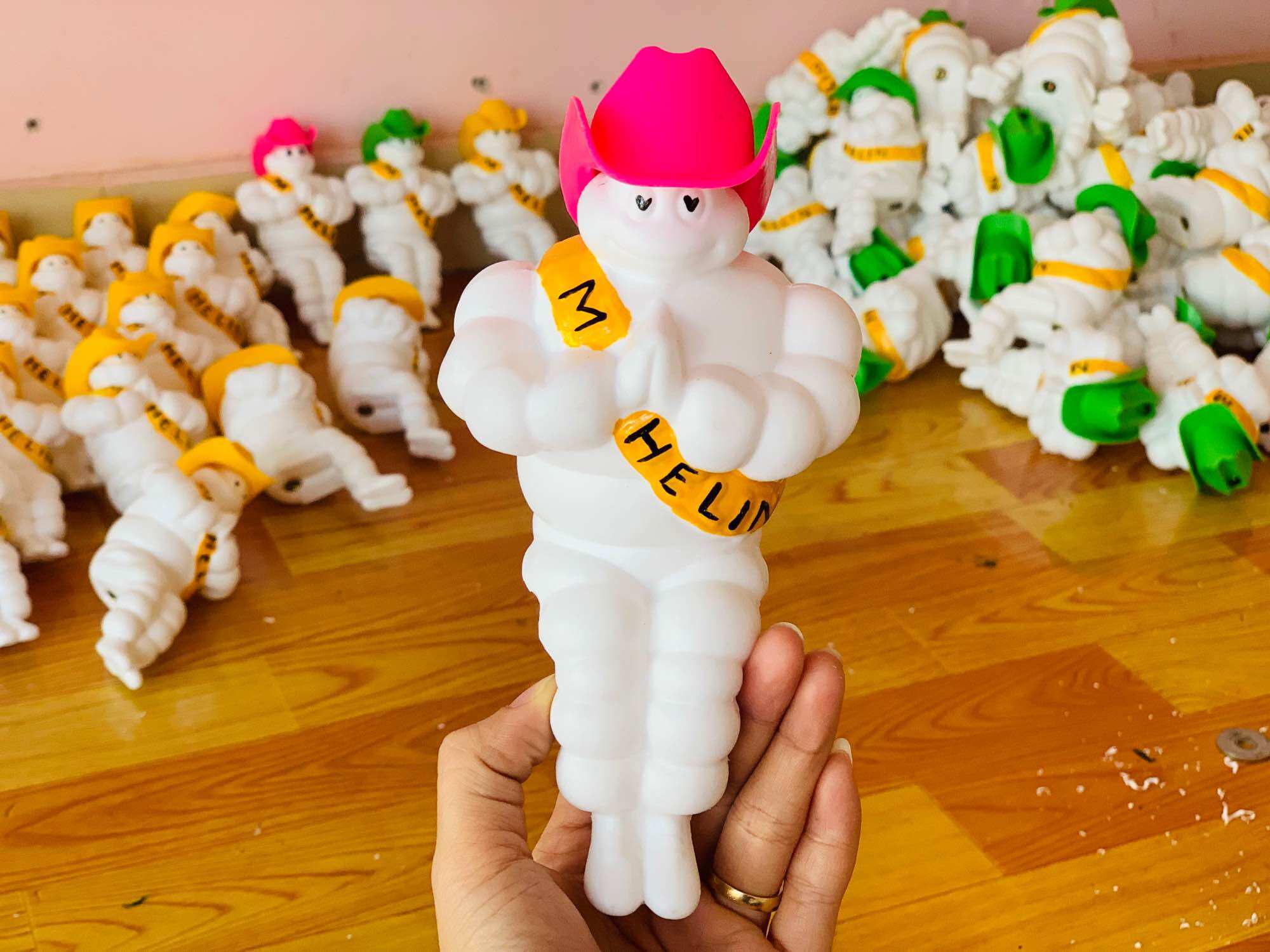 [MUA 3 TẶNG 1] Búp Bê Michelin 20cm - Biểu tượng may mắn cho xe tải