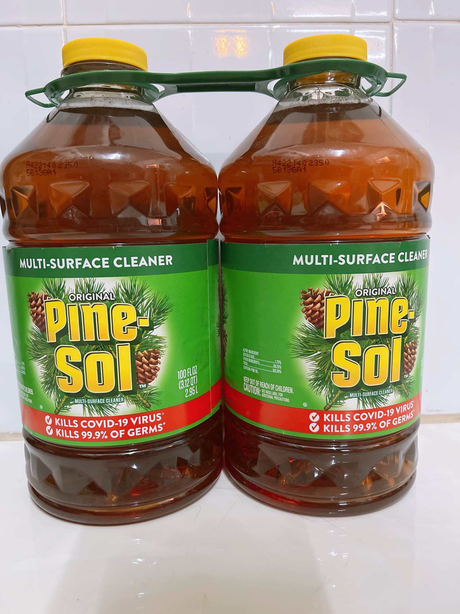 Nước lau sàn Pine Sol hương thông 2,95 Lít của Mỹ.