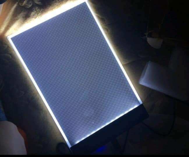 đèn led A5 soi chân tranh