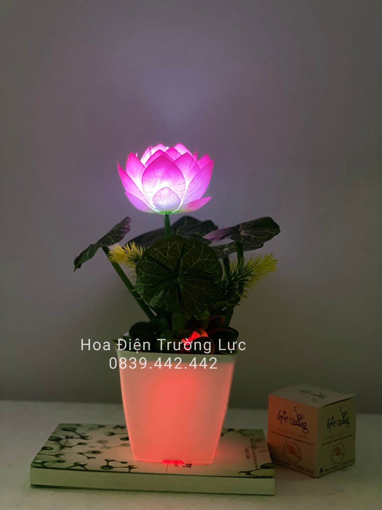 Đèn hoa sen trang trí bàn thờ cao 30 cm