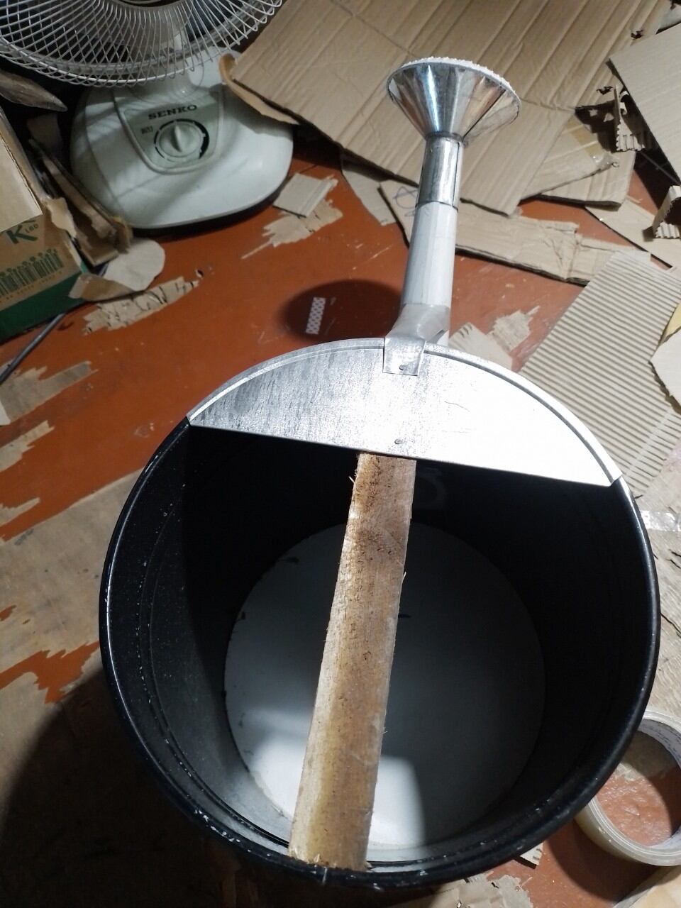 Thùng tưới cây, bình tưới cây 5 lít