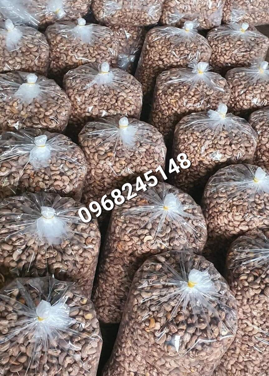 Hạt điều vỏ lụa rang muối (loại 1) túi zip 500gr