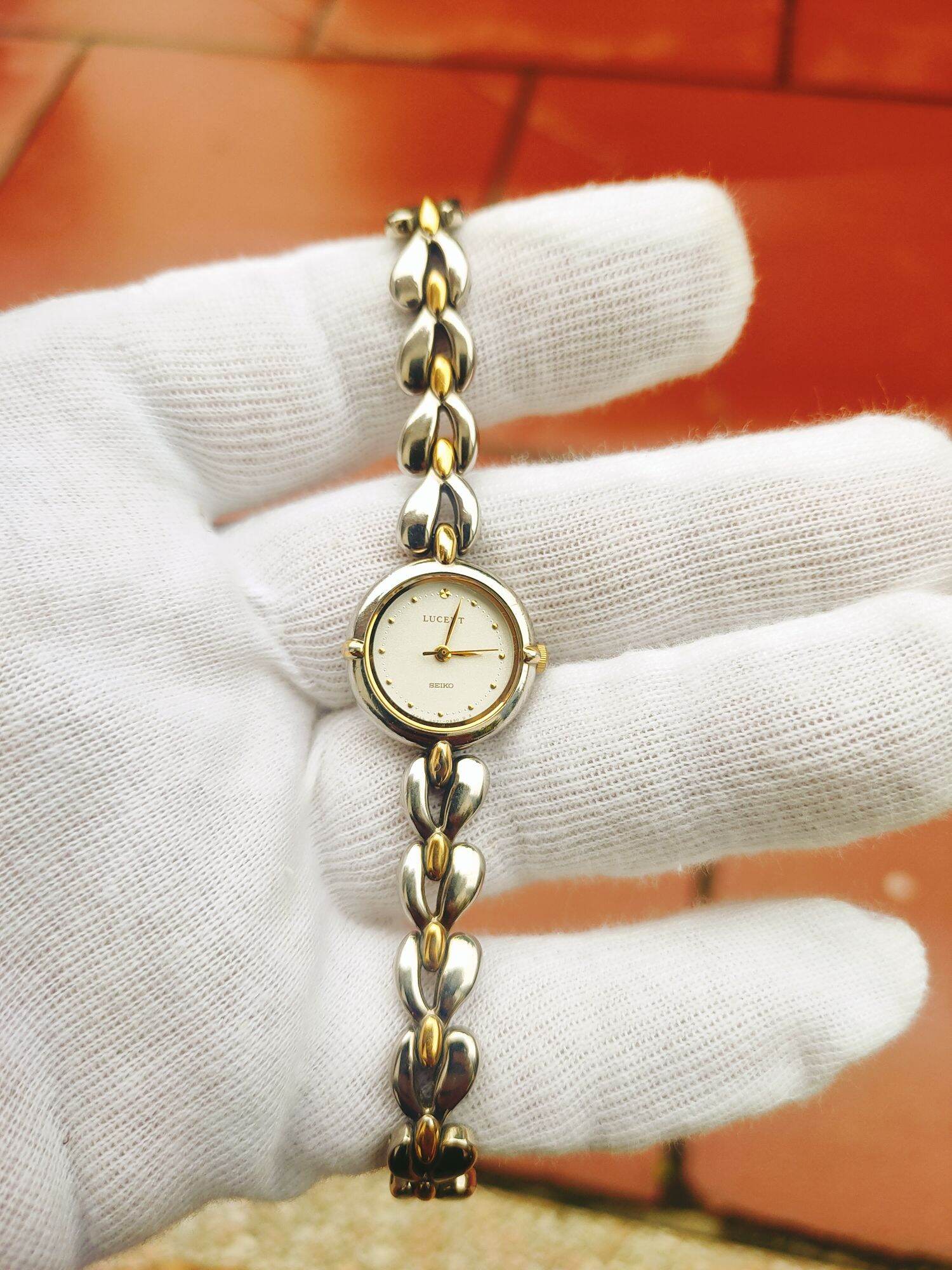 Đồng hồ nữ, thương hiệu seiko nhật bản, dạng lắc siêu đẹp, size 20mm thumbnail