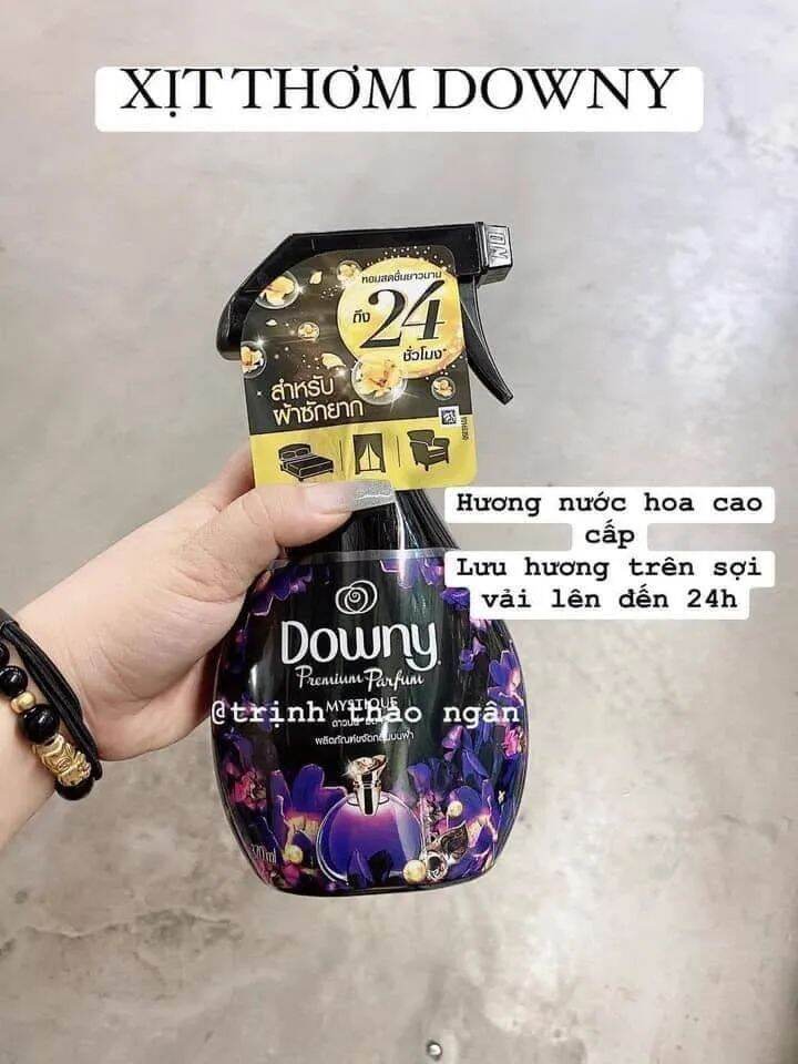 Xịt thơm quần áo downy thái lan 370ml