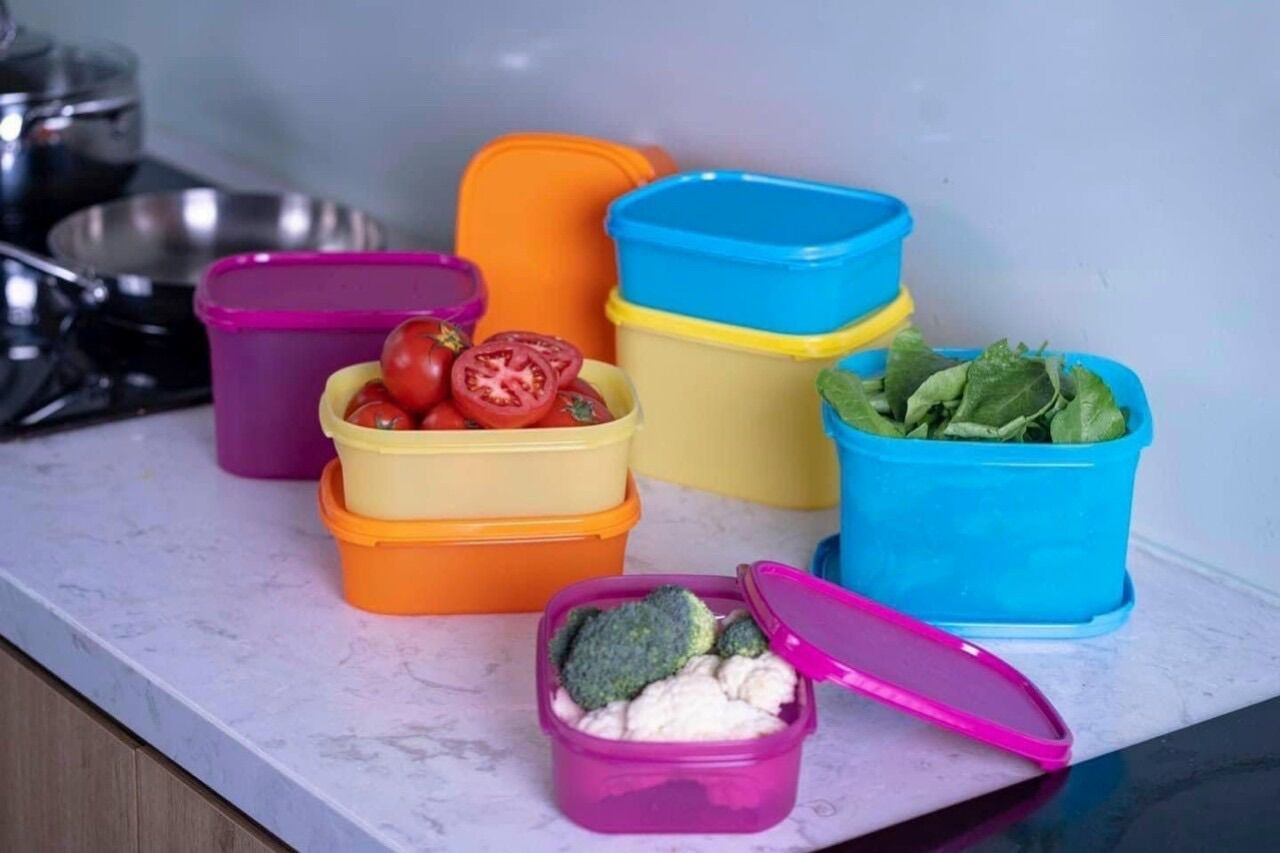 Bộ 4 hộp Colorful trữ mát ( màu inbox )