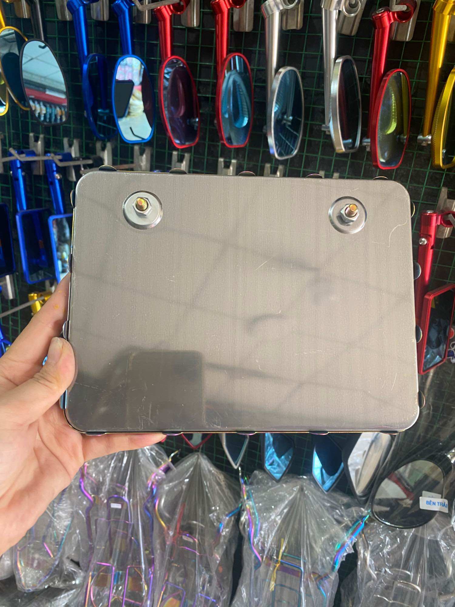KHUNG BIỂN SỐ VIỀN INOX CAO CẤP ( bộ 3 món)