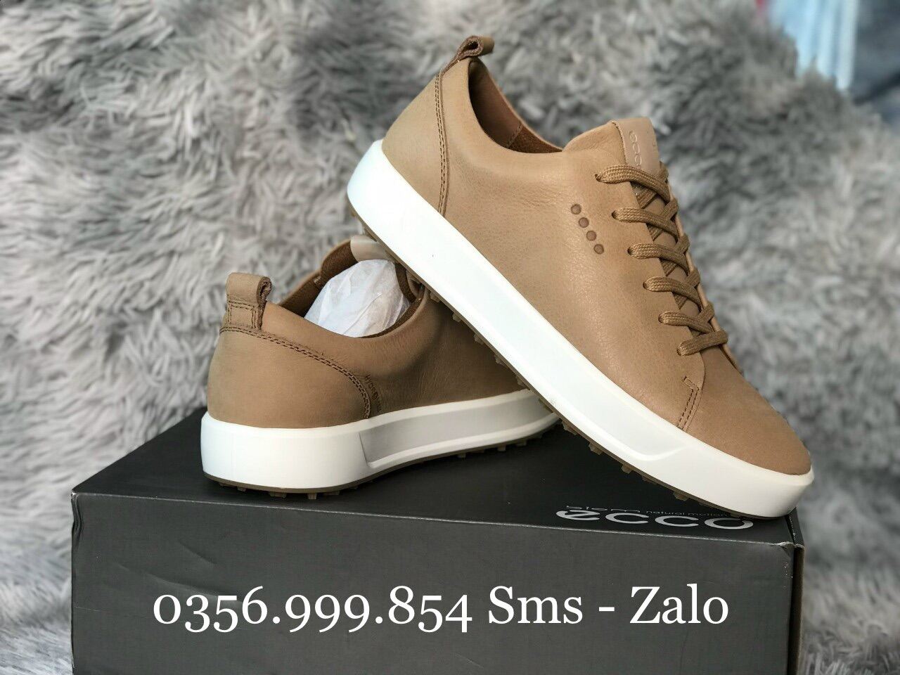 Giày golf Ecco dây buộc