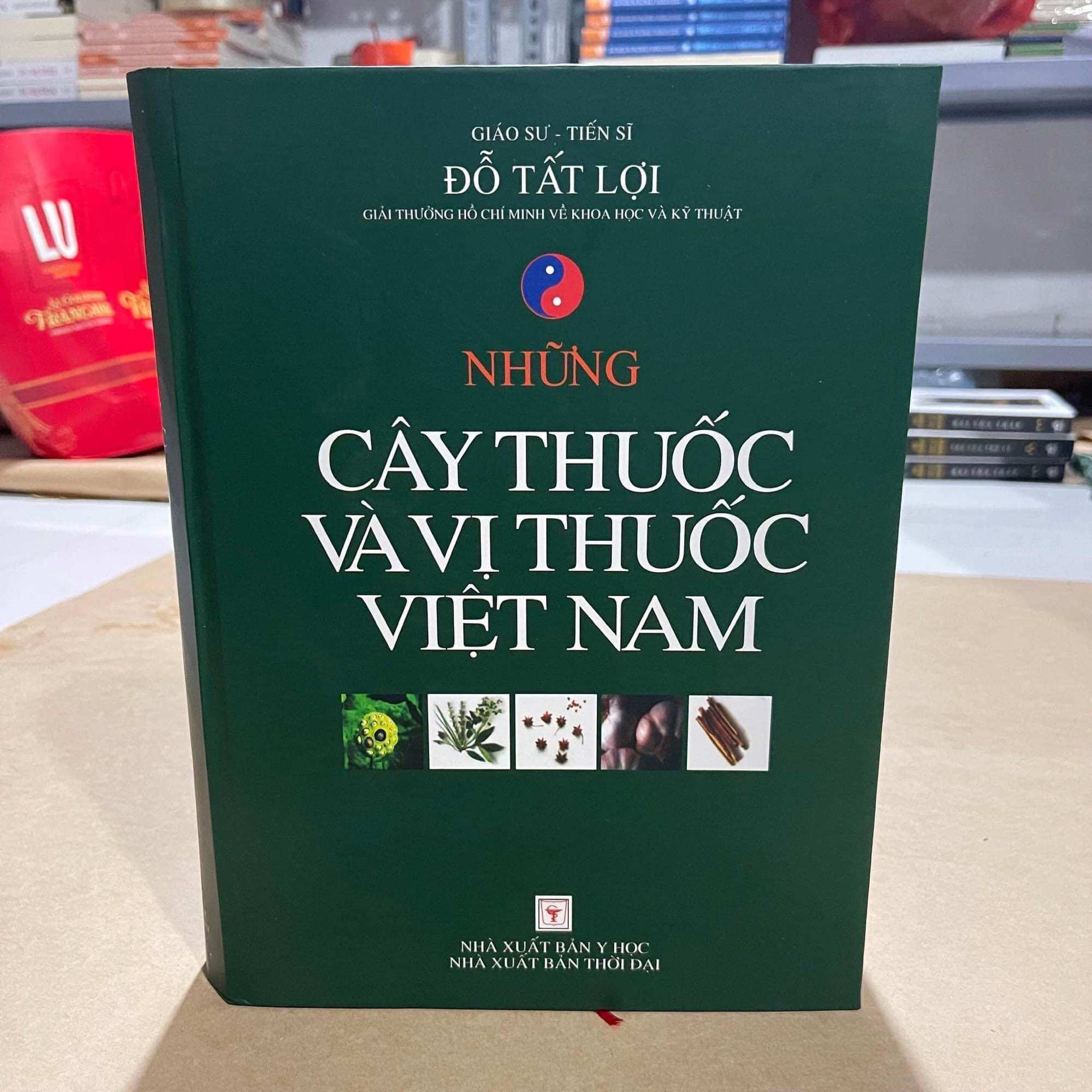 Sách Cây thuốc và vị thuốc việt nam