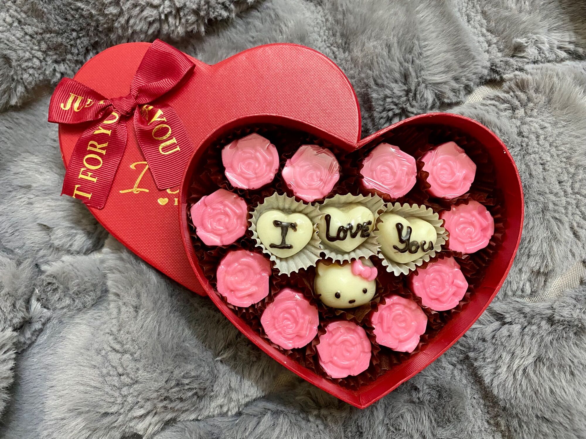 (Hoả tốc 2h inbox) Socola valentine trái tim