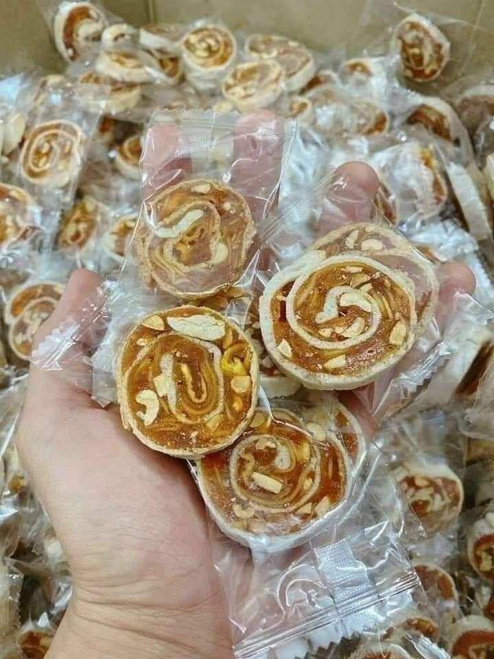 Kẹo khóm cuộn bánh tráng 500g