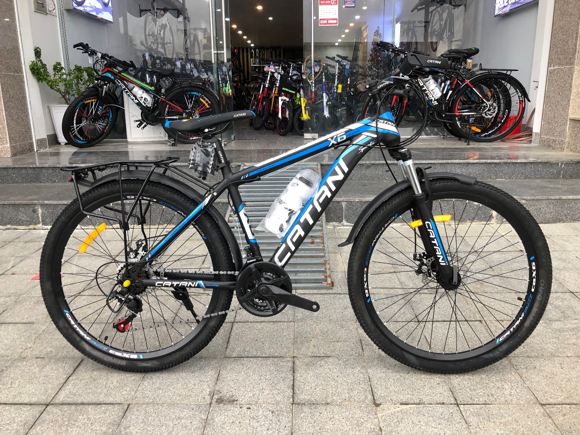 Mua Xe đạp học sinh Catani X6 size 26inch màu đen xanh dương