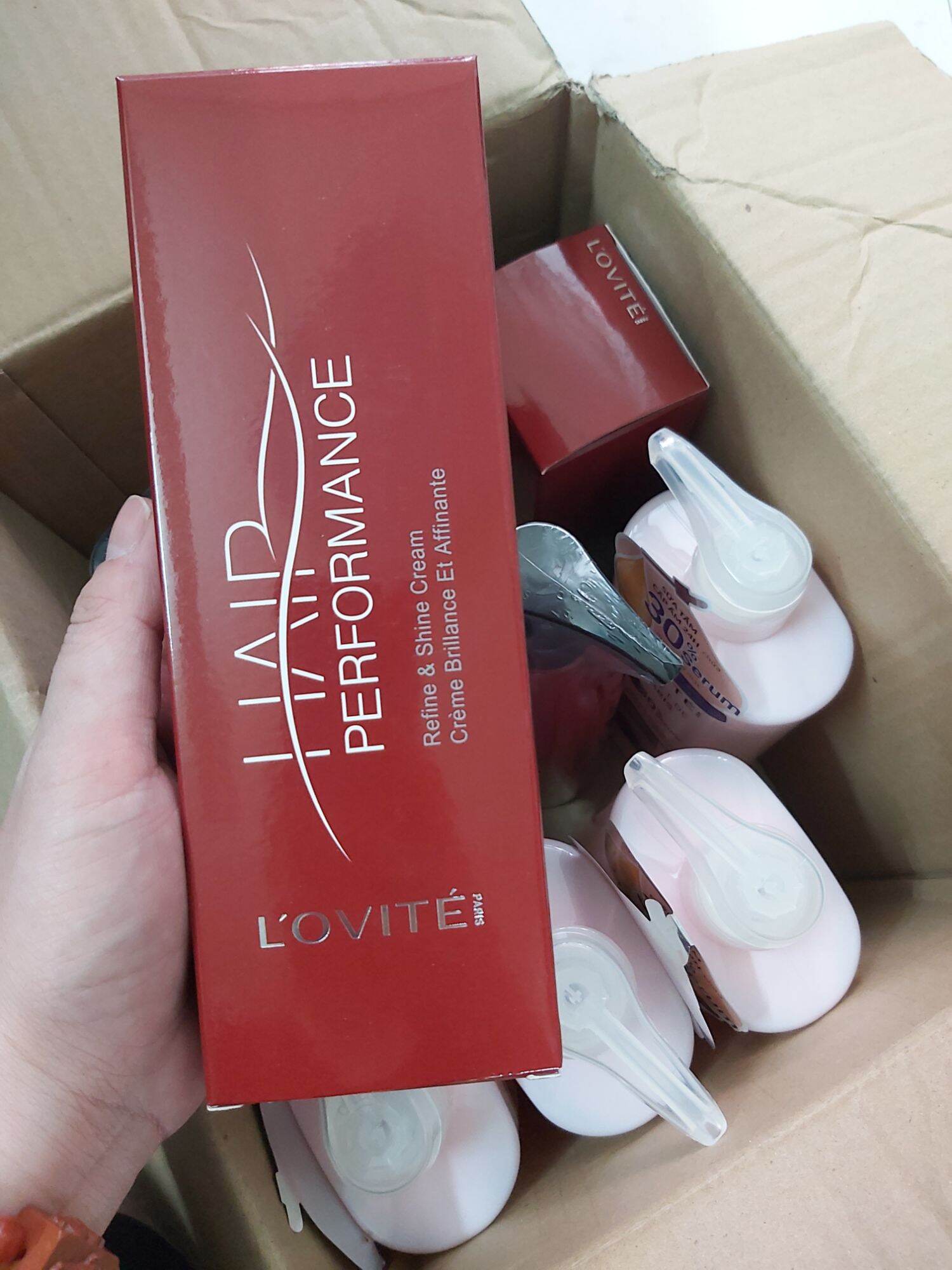 DẦU GỘI DƯỠNG VÀ BÓNG TÓC L'OVITE 500ML