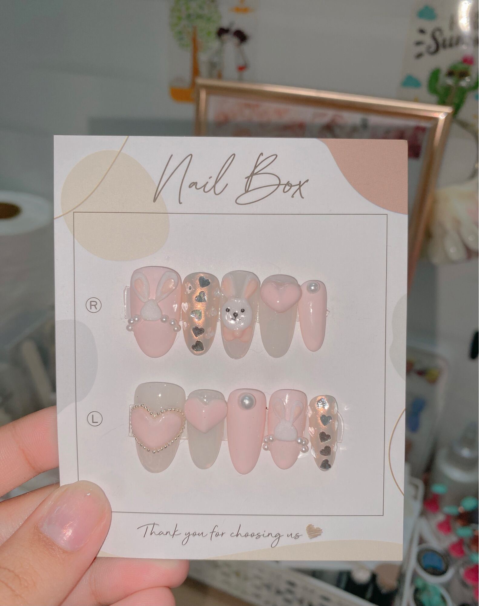 Nailbox thiết kế theo yêu cầu-mẫu nail tiểu thư