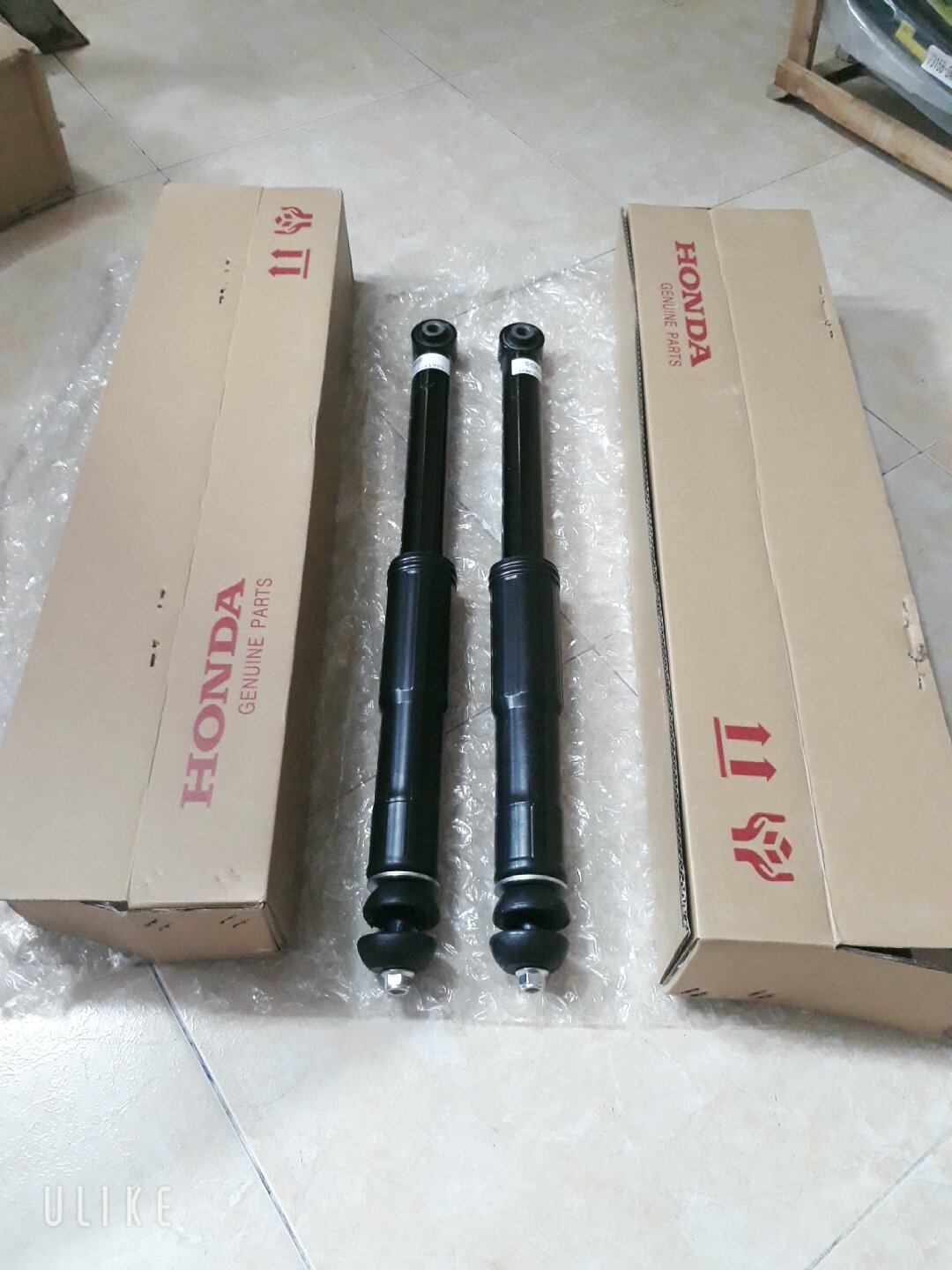 (Hàng Showa)Giảm xóc sau/thụt trước honda civic 2006-2015(phuộc nhún sau honda )