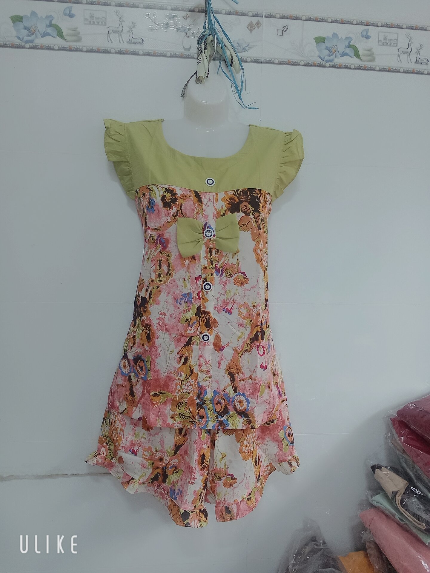 lụa lửng đùi chất vải Mango màu hoa ngẫu nhiên