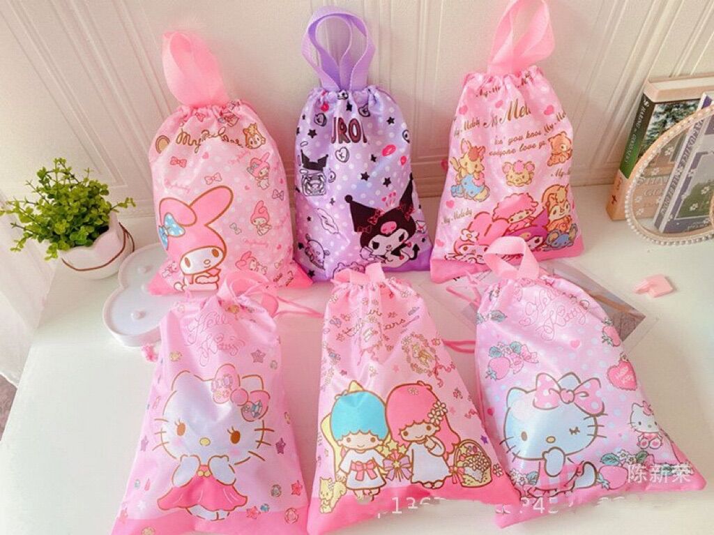 Túi dây rút Hello Kitty - Doraemon Doremon