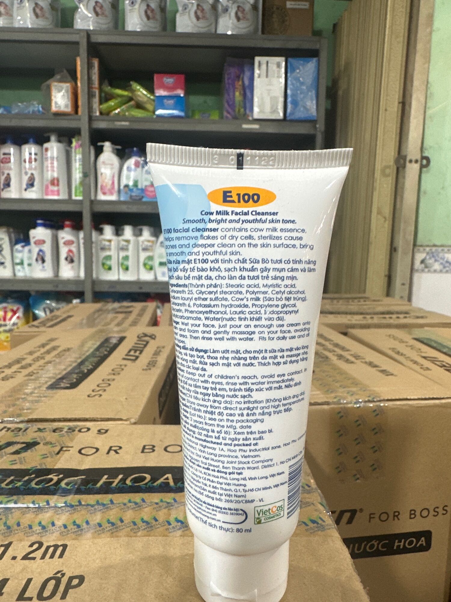 Sữa rửa mặt E100 bò sữa chai 80g