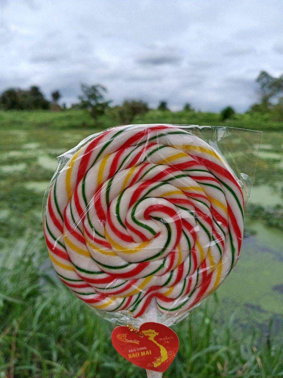 KẸO MÚT NHIỀU MÀU CẦU VÒNG QUÀ TẶNG CHO CÁC BÉ ( combo 10 cây) size khổng lồ