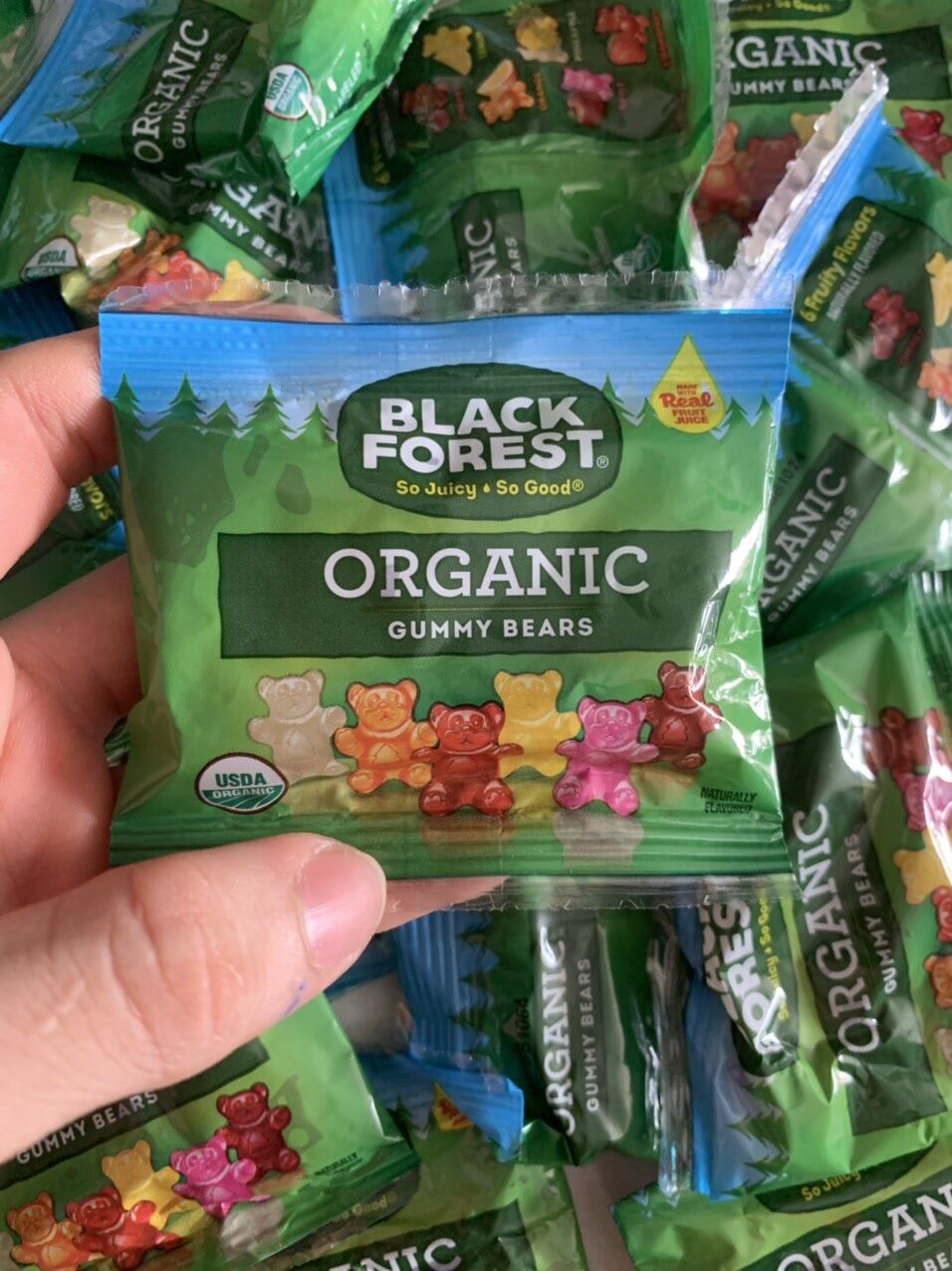 Combo 10 bịch kẹo dẻo Black Forest Organic