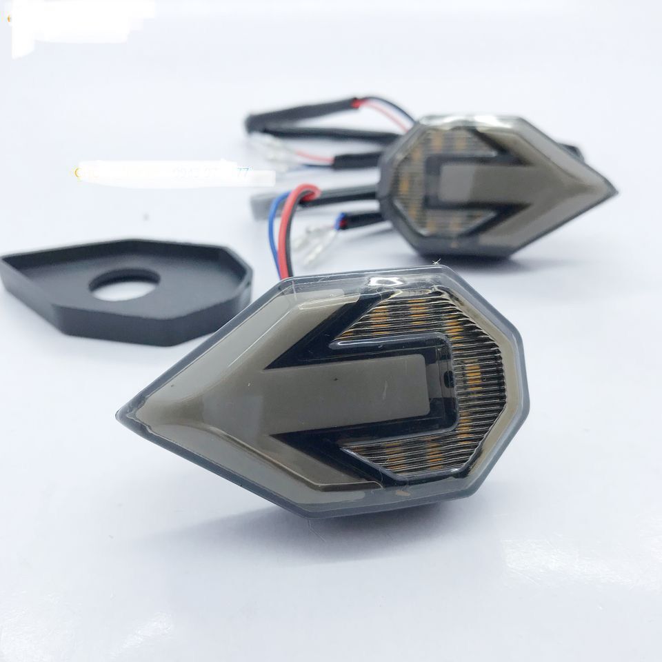 Xi nhan trước xe winner X cực đẹp - 1 đôi