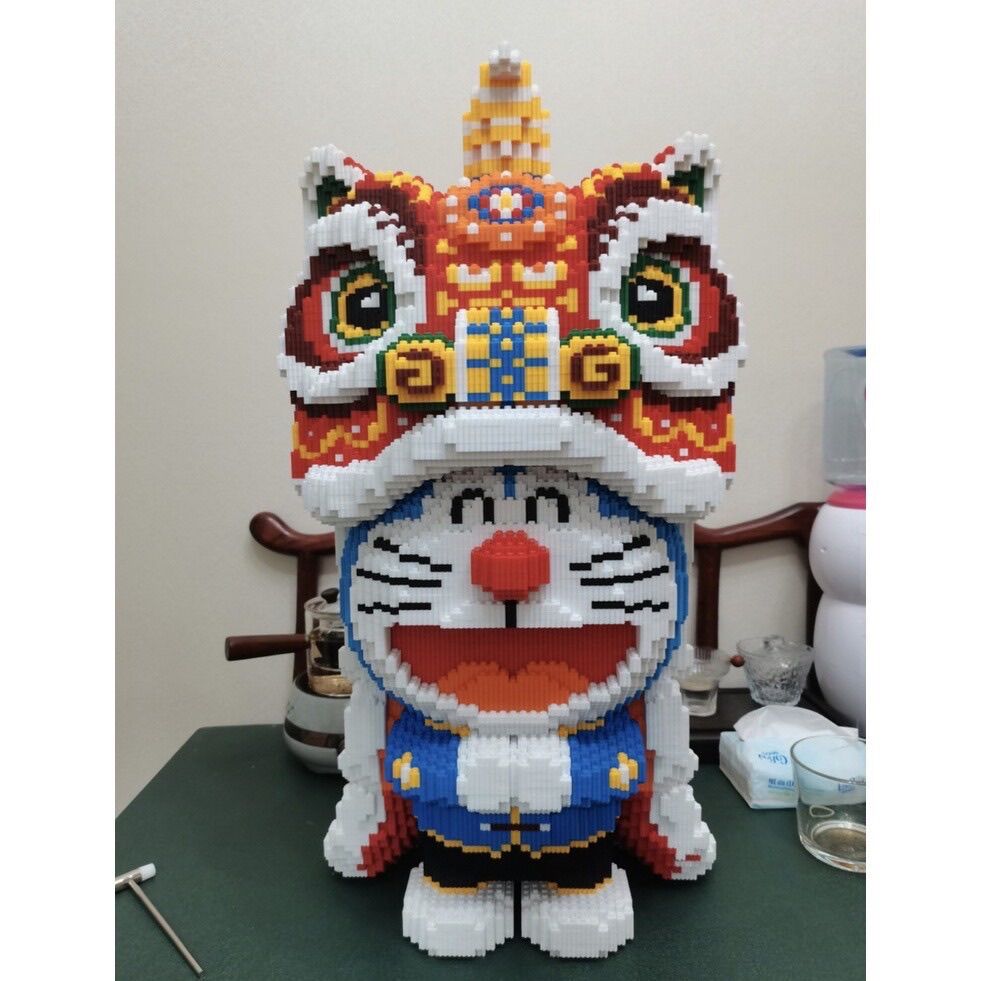 Mô hình lắp ráp Doremon đầu lân 67cm, Đồ chơi xếp hình Doraemon cỡ lớn