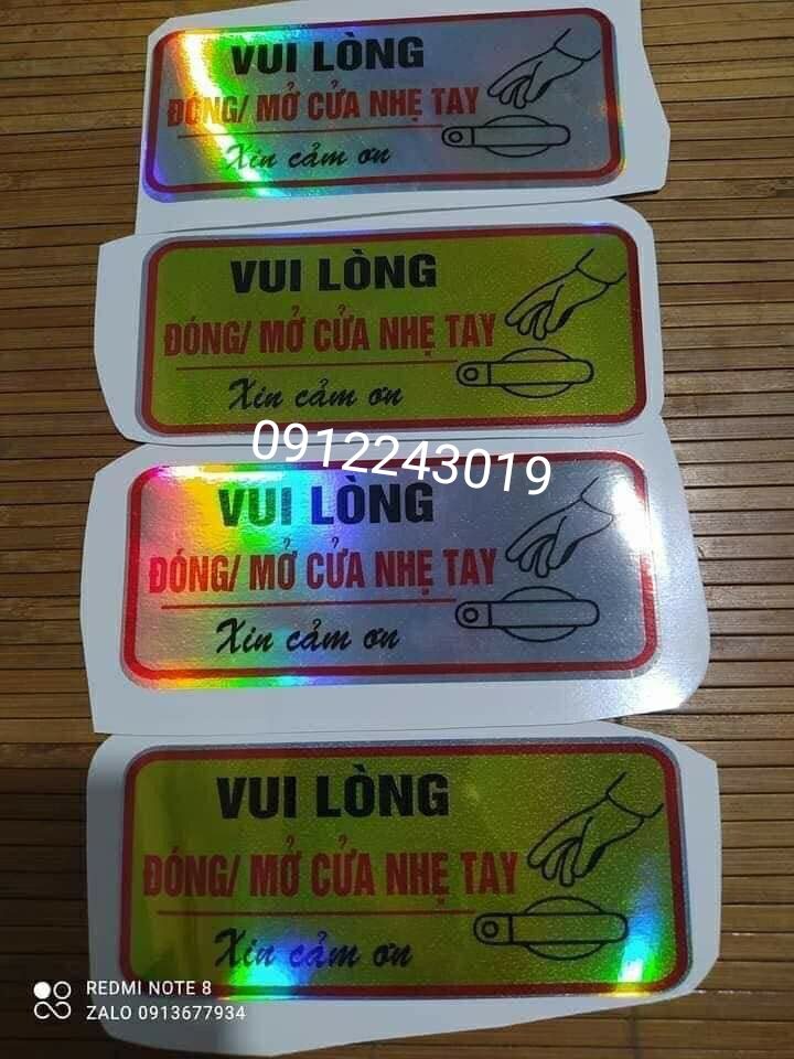 Tem decal chữ vui lòng đóng mở cửa nhẹ tay dán xe ô tô(mẫu mới)( sl 1 tem)